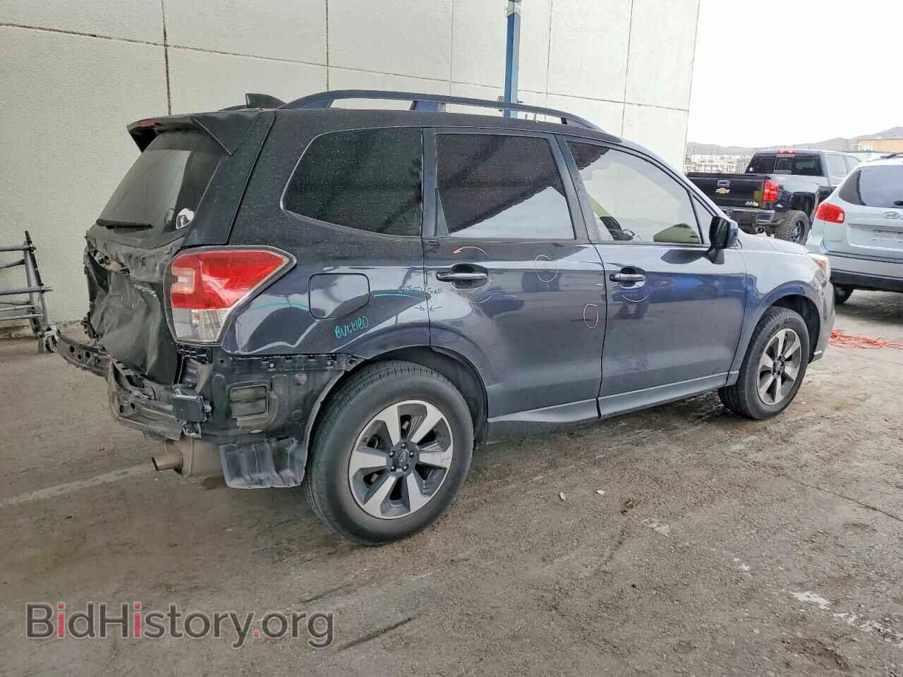 2018 SUBARU FORESTER - VIN: JF2SJAGC8JH463438 - Фото 3