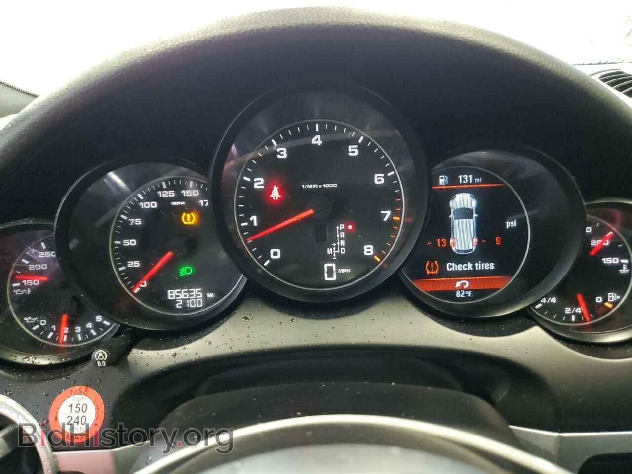 2017 PORSCHE CAYENNE - VIN: WP1AA2A20HKA82050 - Фото 9