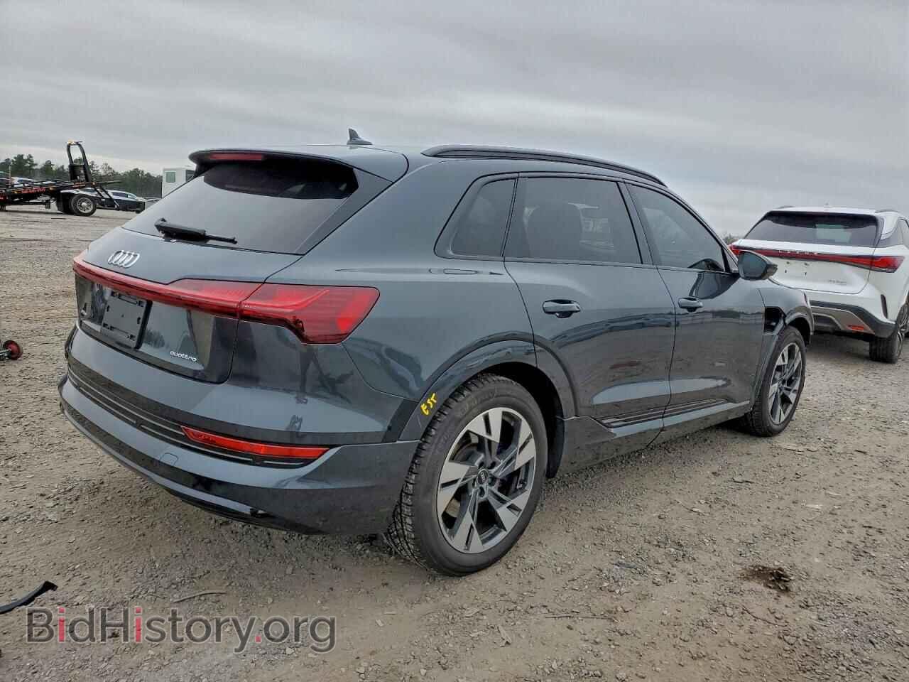 2022 AUDI E-TRON - VIN: WA1AAAGEXNB010419 - Photo 3