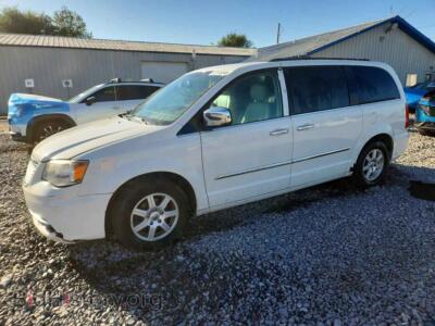 2012 Chrysler MINIVAN Touring L, white — VIN 2C4RC1CG0CR244965, Copart