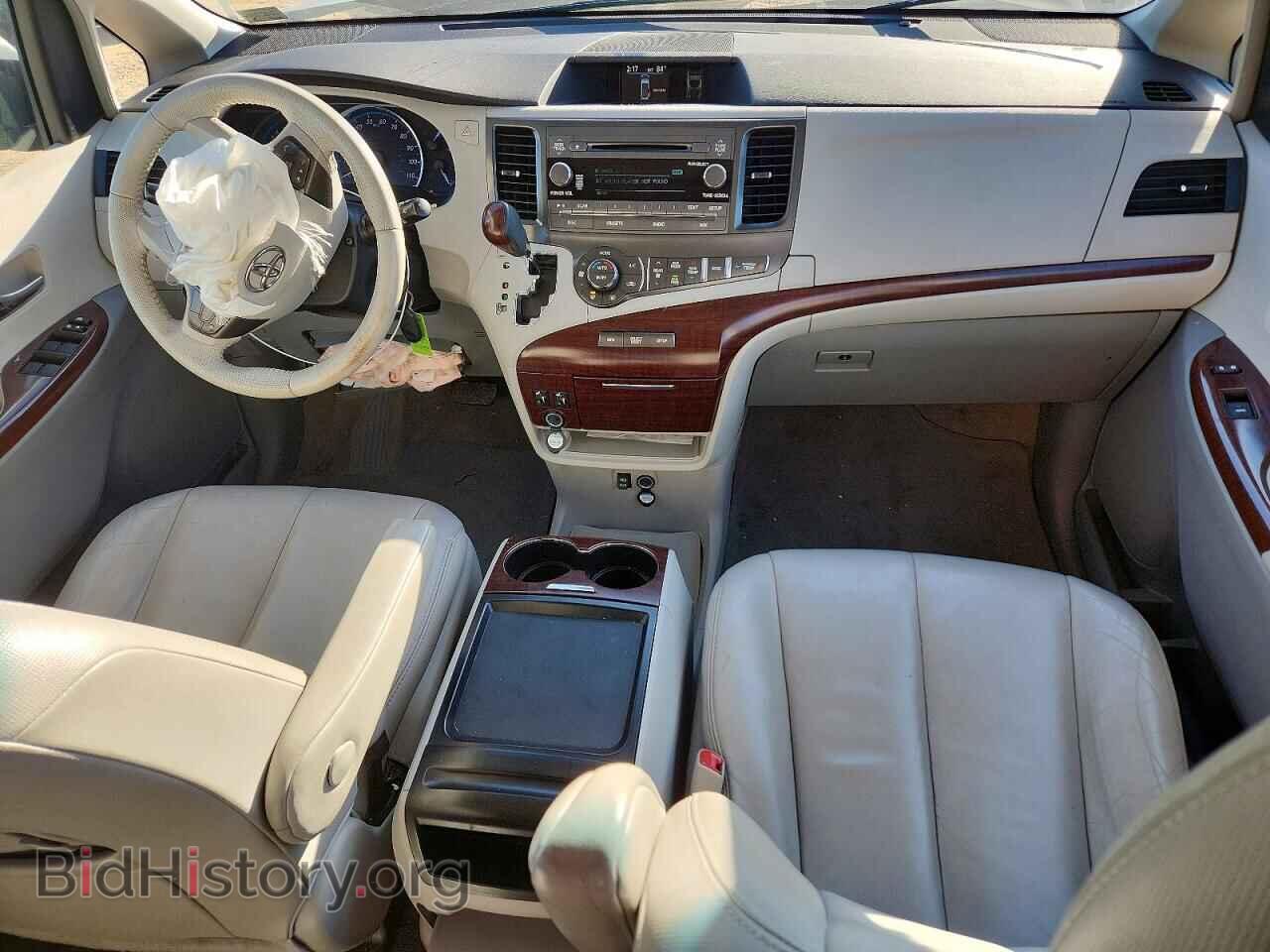 2011 TOYOTA All Models - VIN: 5TDYK3DC2BS096989 - Фото 8