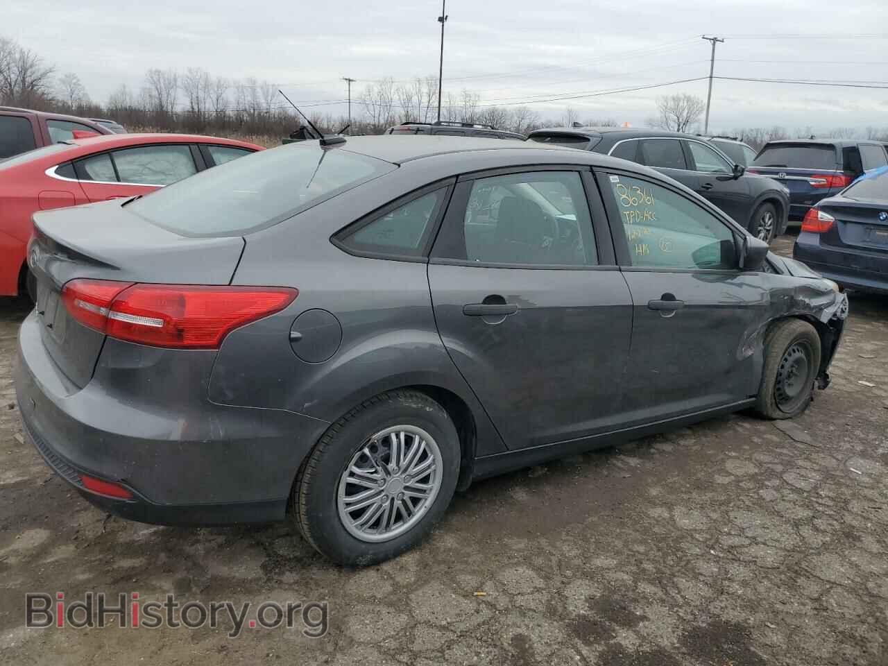 2017 FORD FOCUS - VIN: 1FADP3E26HL253008 - Фото 3