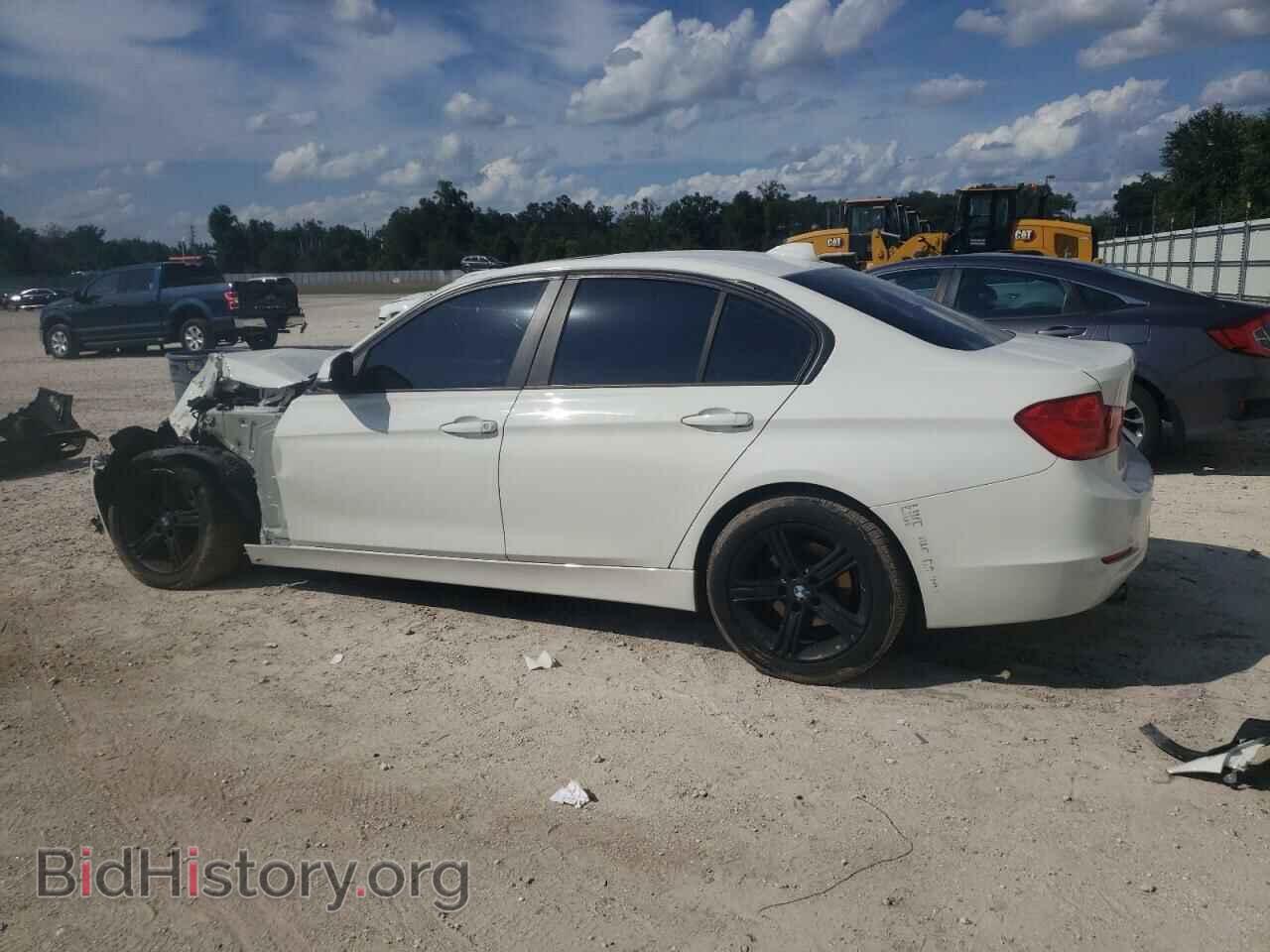 2013 BMW 3 SERIES - VIN: WBA3B1C53DK129913 - Фото 2