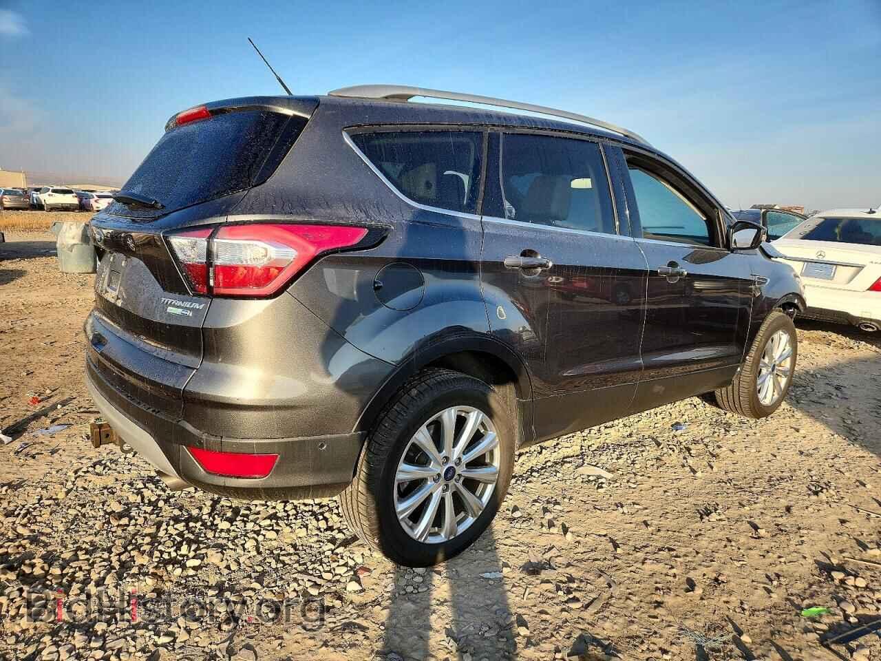 2017 FORD ESCAPE - VIN: 1FMCU9J99HUC50291 - Фото 3