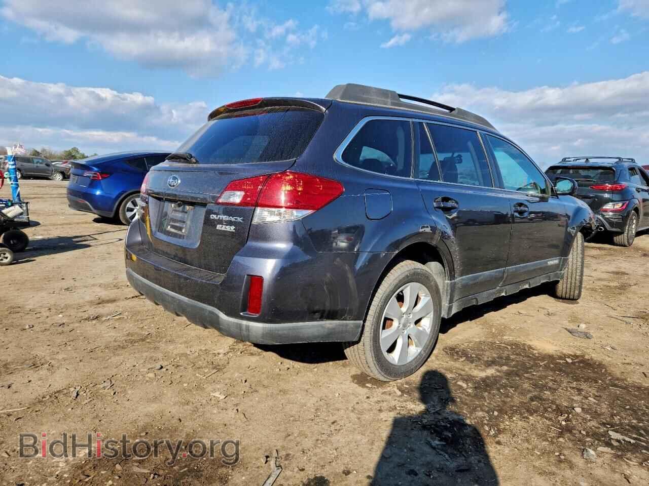 2011 SUBARU OUTBACK - VIN: 4S4BRBCC1B3364747 - Фото 3