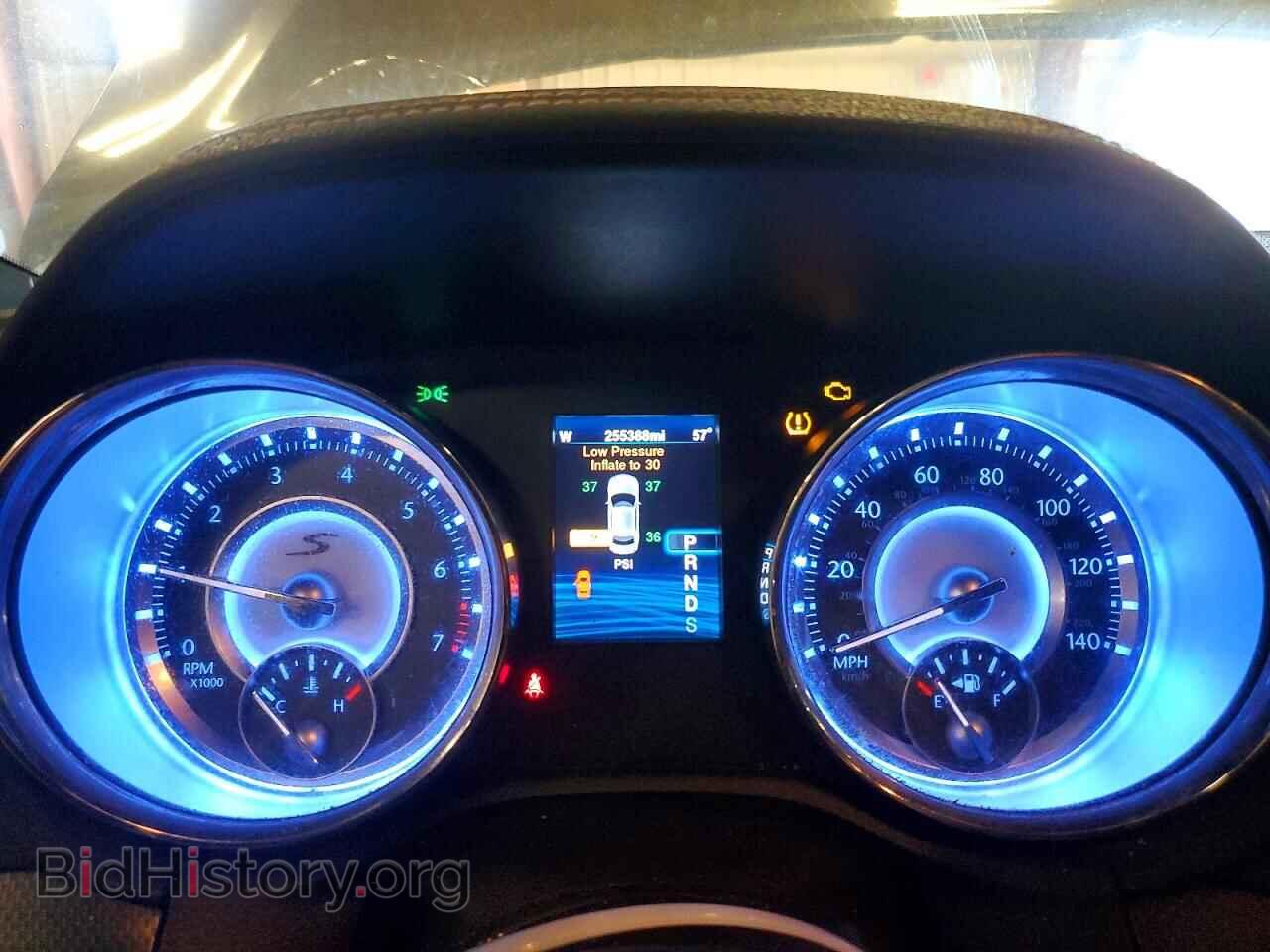 2014 CHRYSLER 300 - VIN: 2C3CCAGG9EH357200 - Photo 9