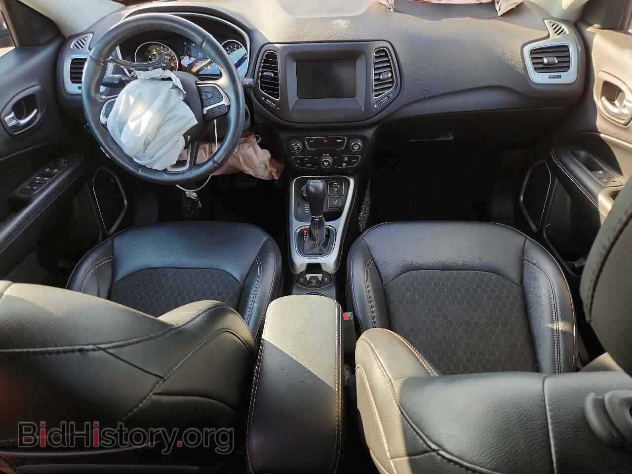 2019 JEEP COMPASS - VIN: 3C4NJDBB0KT767409 - Фото 8