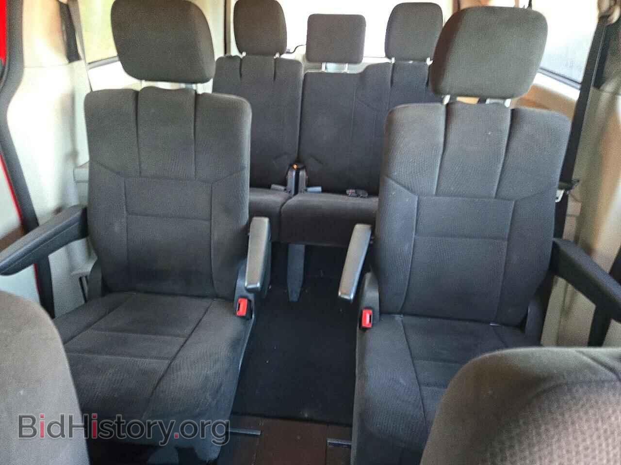 2013 Dodge CARAVAN (VIN 2C4RDGBG2DR680185) — photo 10 of 13