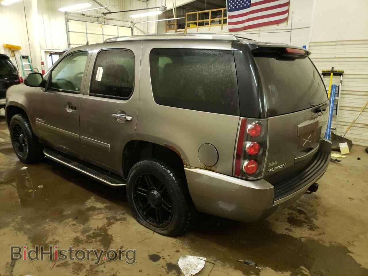 2011 GMC YUKON - VIN: 1GKS2EEF3BR363537 - Фото 2