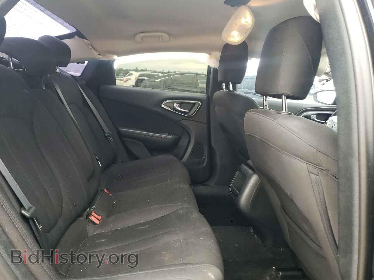 2016 CHRYSLER 200 - VIN: 1C3CCCAB0GN153985 - Фото 10