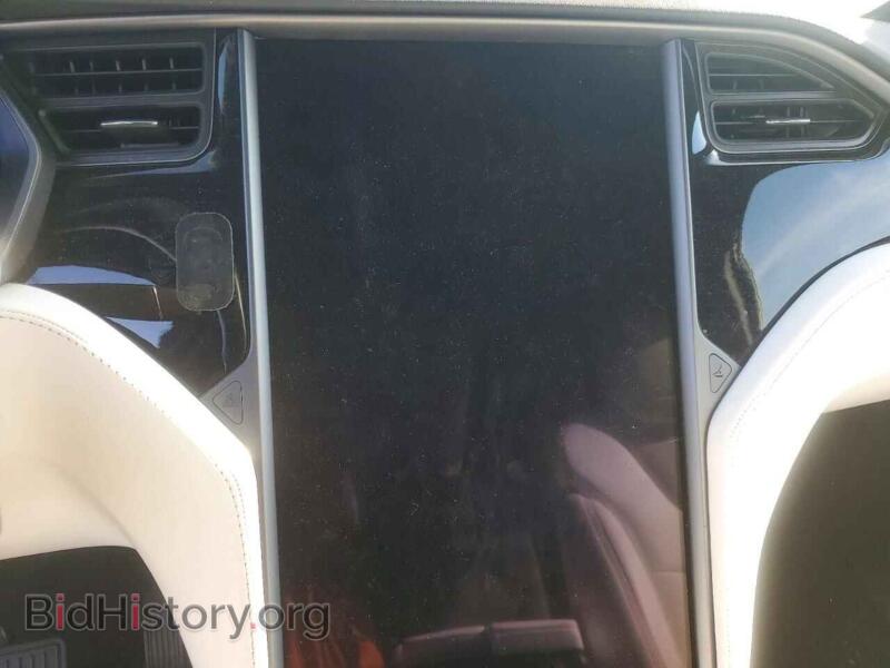 2018 Tesla MODEL X (VIN 5YJXCAE20JF112922) — фото 9 из 13