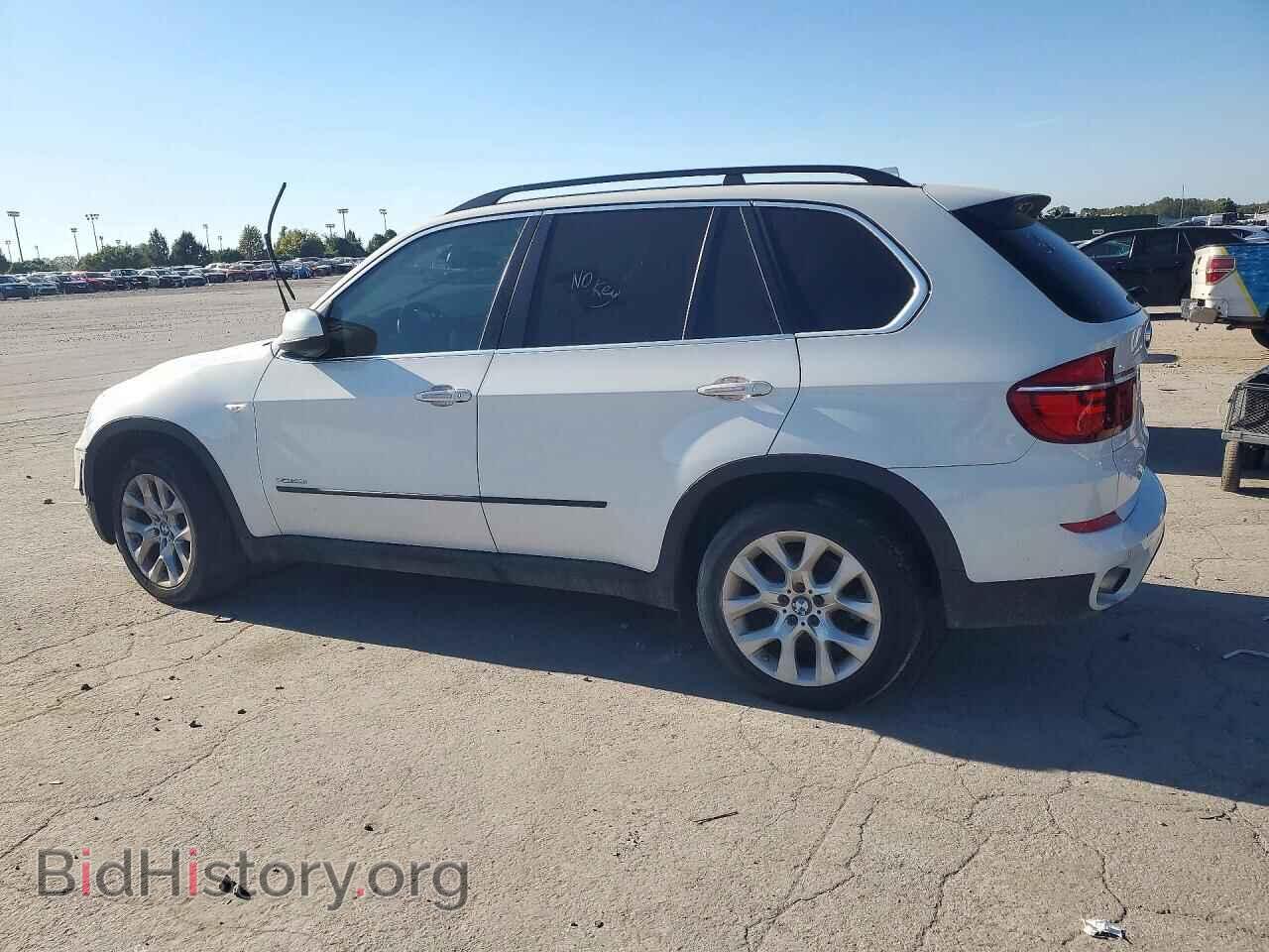 2013 BMW X5 - VIN: 5UXZV4C56D0B16320 - Фото 2