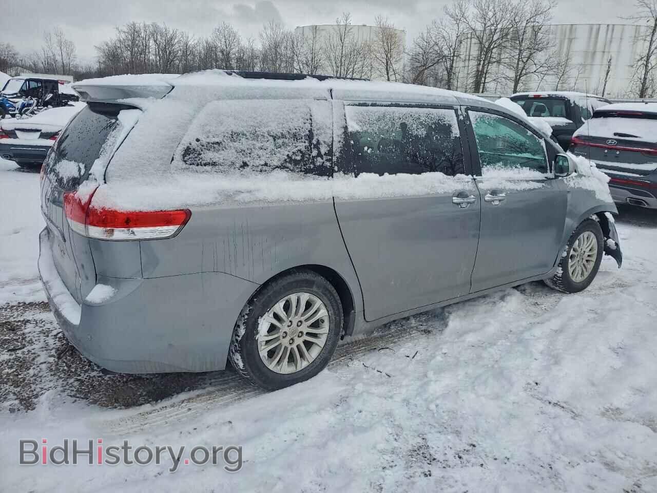 2013 TOYOTA All Models - VIN: 5TDYK3DC8DS322844 - Фото 3