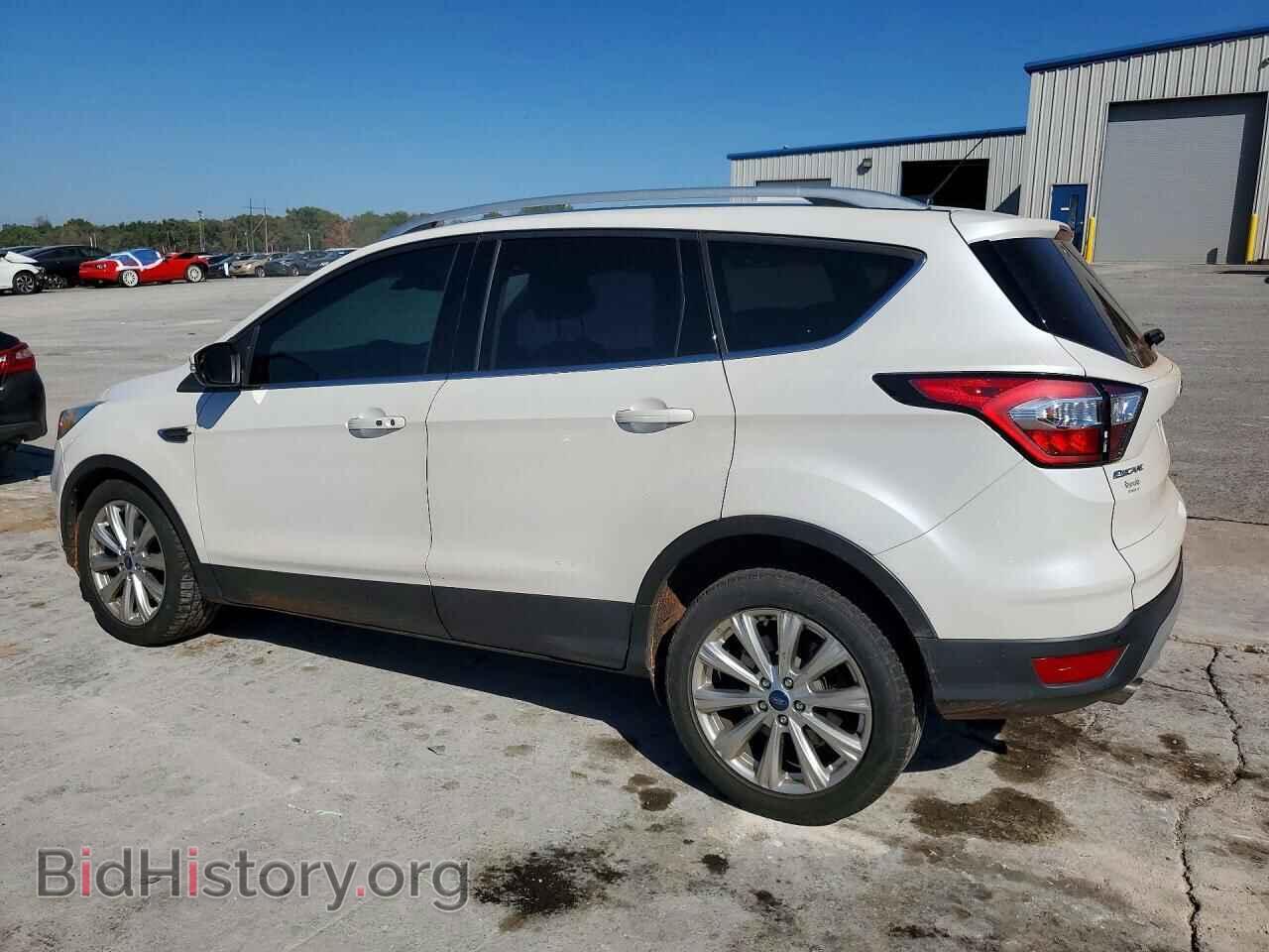 2017 FORD ESCAPE - VIN: 1FMCU9J95HUD19820 - Фото 2