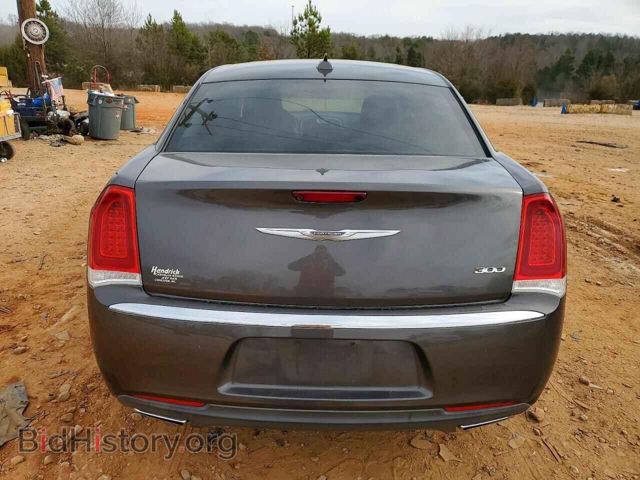 2016 CHRYSLER 300 - VIN: 2C3CCAAG2GH358183 - Фото 6