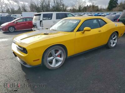 2010 Dodge CHALLENGER SRT-8, yellow — VIN 2B3CJ7DW6AH159623, Copart