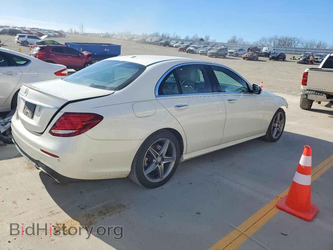 2017 MERCEDES-BENZ E-CLASS - VIN: WDDZF4JB9HA106925 - Фото 3