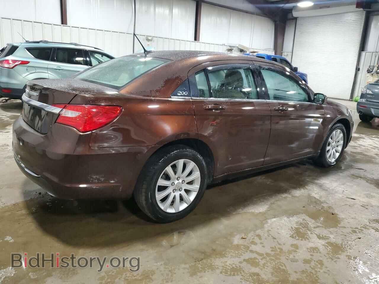 2013 CHRYSLER 200 - VIN: 1C3CCBBB2DN570576 - Фото 3
