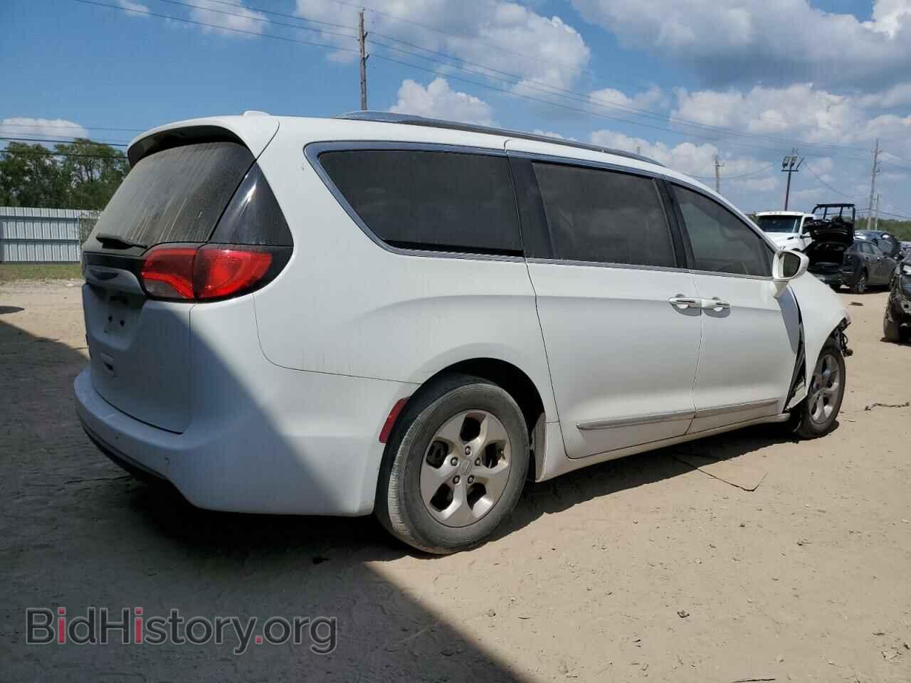 2017 CHRYSLER PACIFICA - VIN: 2C4RC1EG4HR622208 - Фото 3