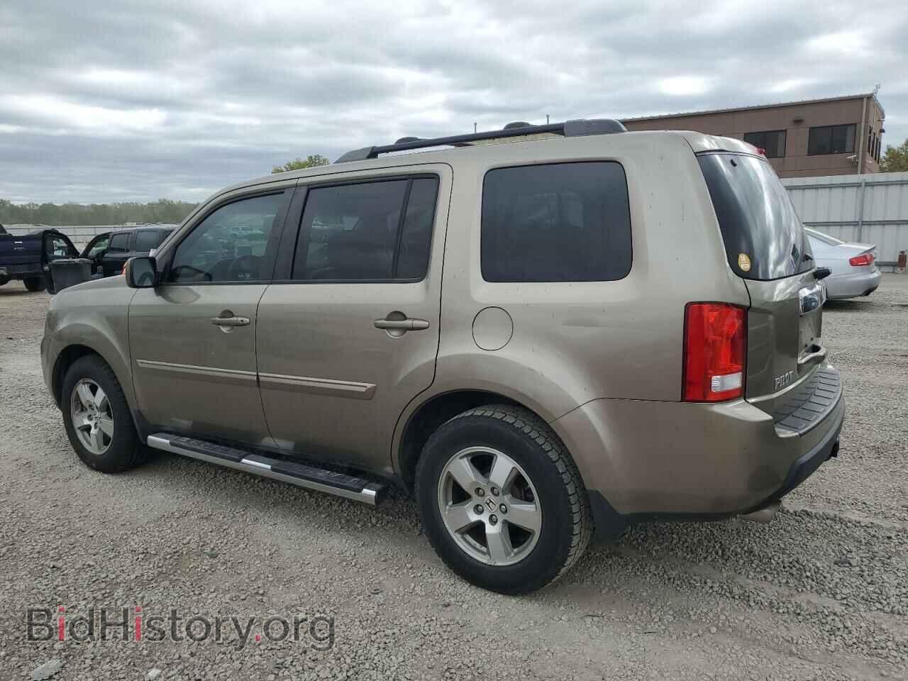 2011 HONDA PILOT - VIN: 5FNYF3H71BB041570 - Фото 2