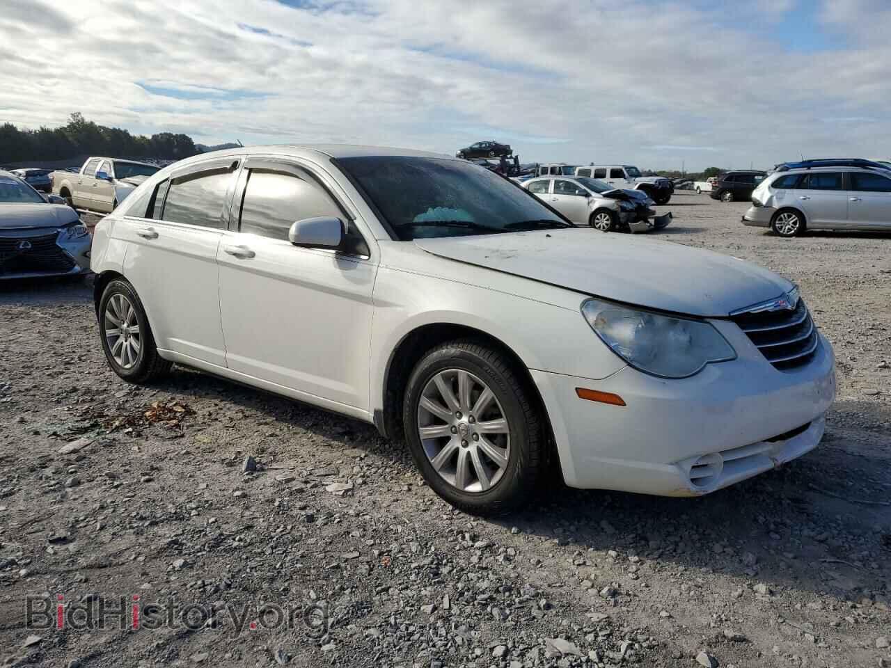 2010 CHRYSLER SEBRING - VIN: 1C3CC5FB0AN148135 - Фото 4