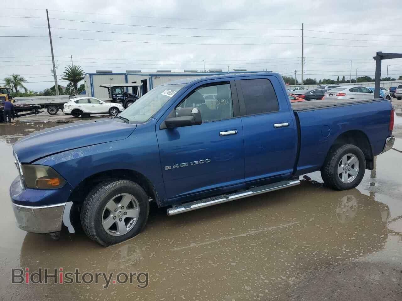 Photo 1D7RV1GT7BS536441 - DODGE All Models 2011