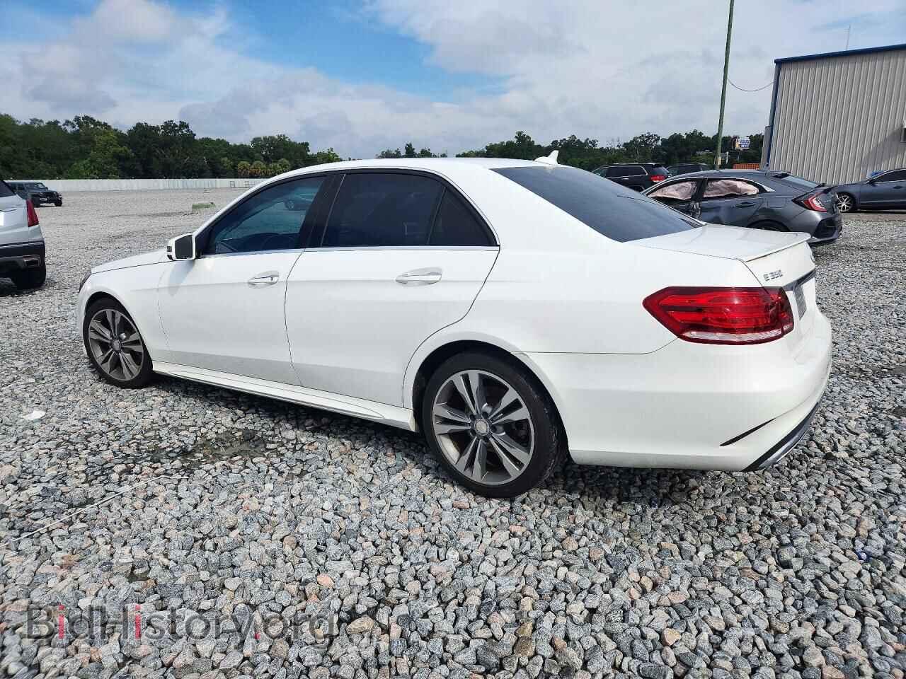 2015 MERCEDES-BENZ E-CLASS - VIN: WDDHF5KB0FB086099 - Photo 2