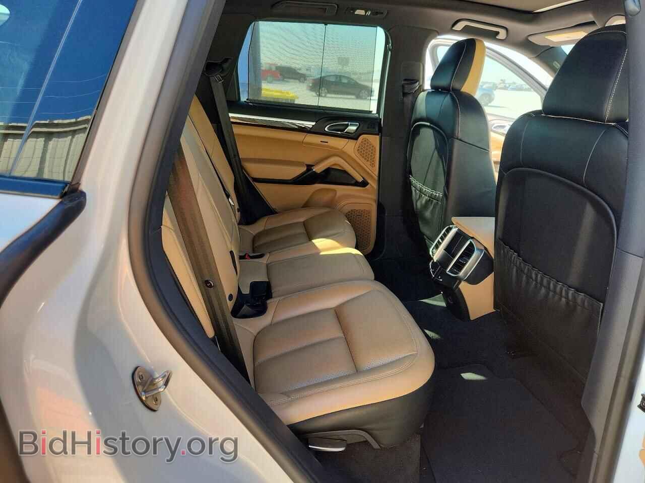 2018 PORSCHE CAYENNE - VIN: WP1AA2A29JKA02475 - Photo 11