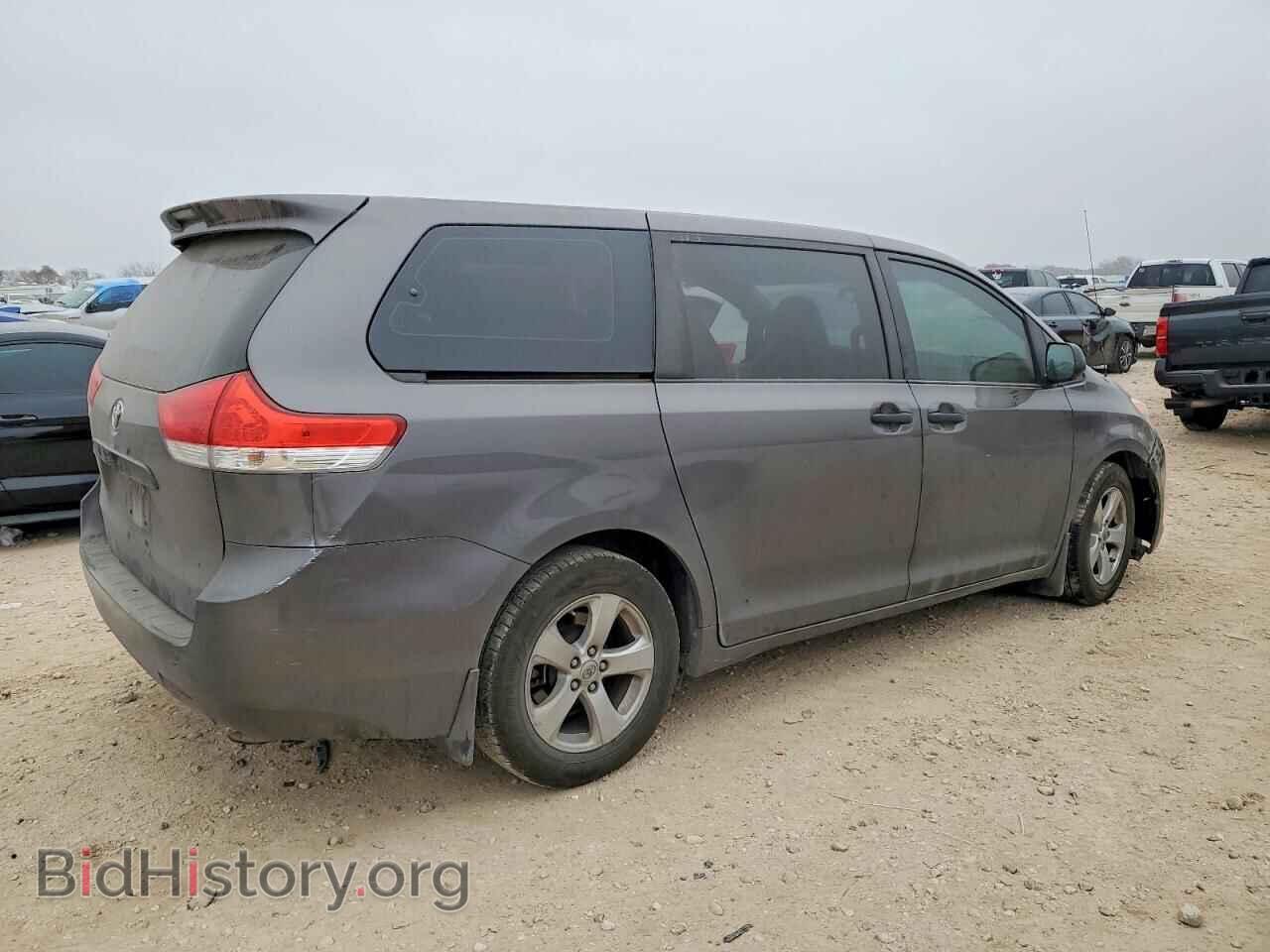 2012 TOYOTA All Models - VIN: 5TDZK3DC6CS182229 - Фото 3