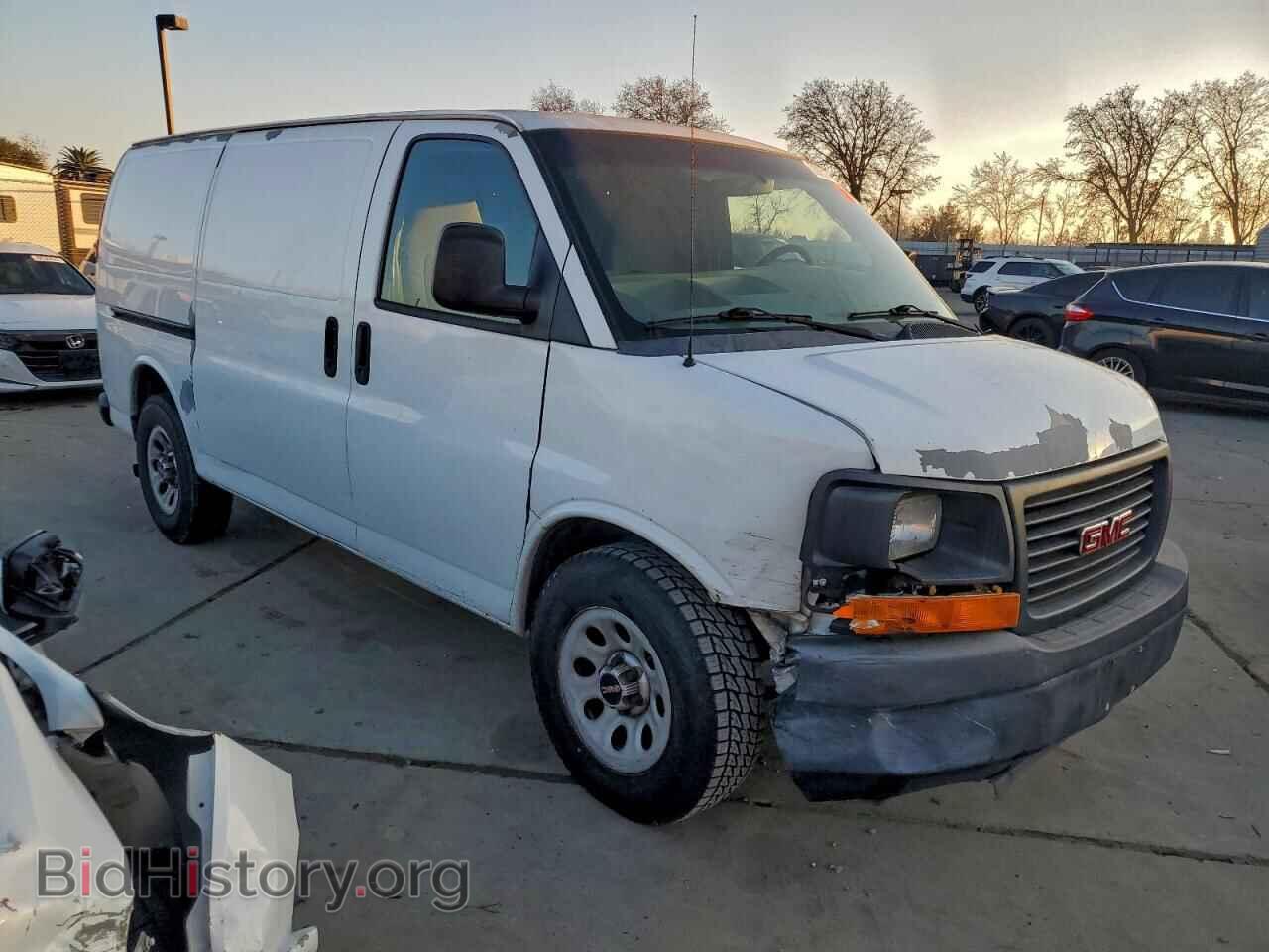 2012 GMC SAVANA - VIN: 1GTS7AFXXC1200218 - Фото 4