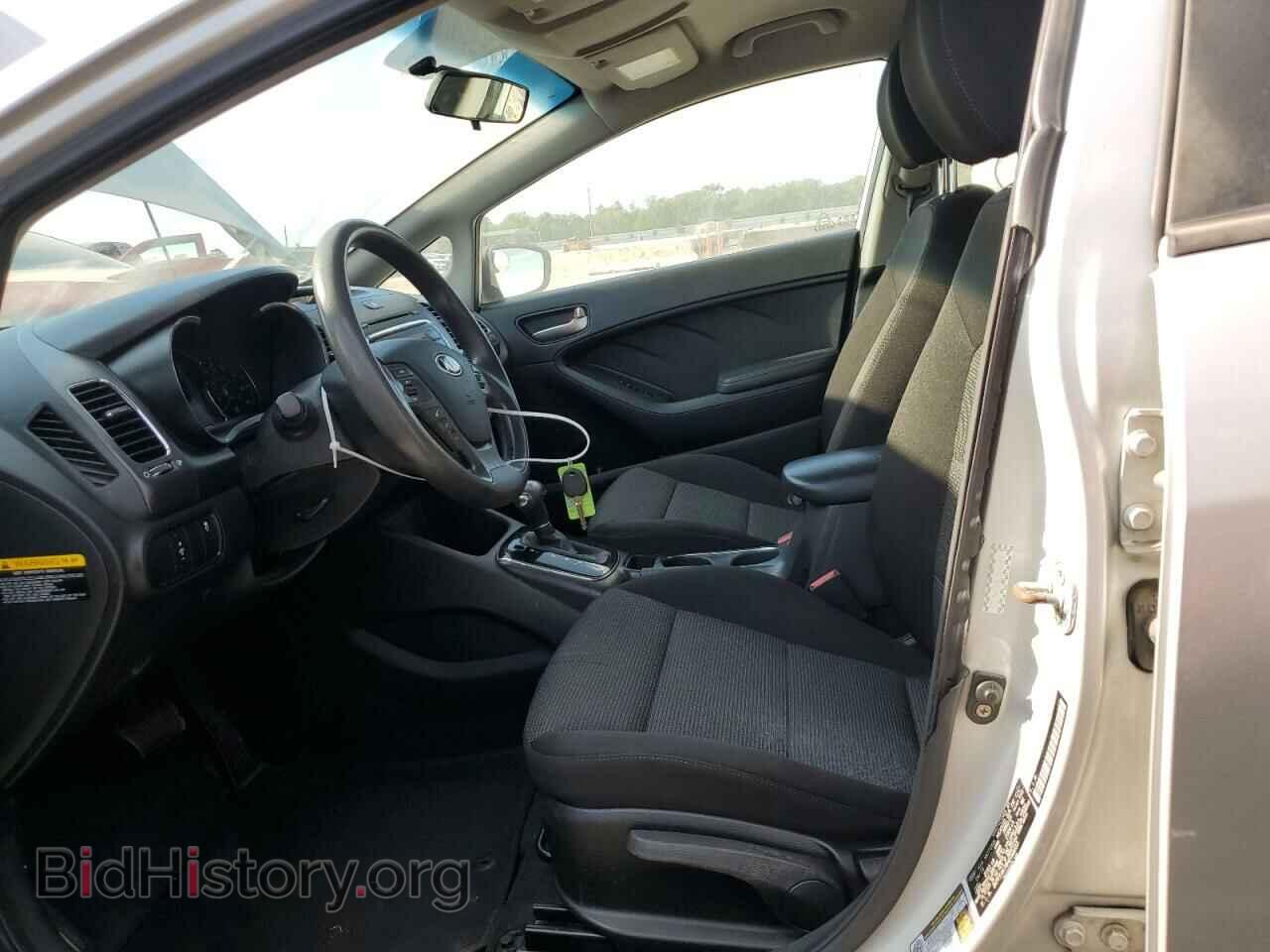 2017 KIA FORTE - VIN: 3KPFK4A78HE048355 - Фото 7