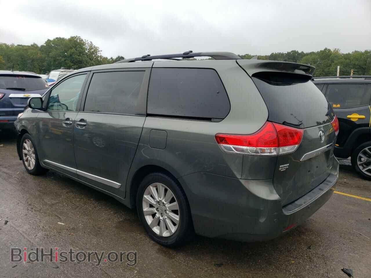 2011 TOYOTA All Models - VIN: 5TDYK3DCXBS106975 - Фото 2