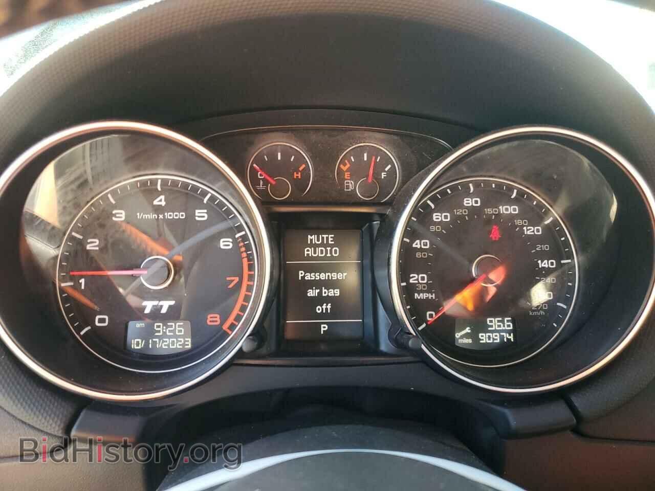 2010 AUDI TT - VIN: TRUFFAFK5A1021211 - Фото 9