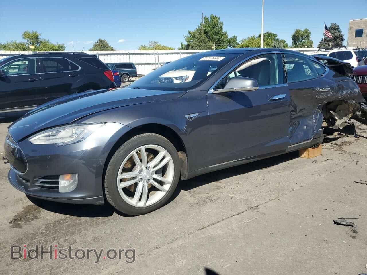 Фотография 5YJSA1H29FF094018 - TESLA MODEL S 2015