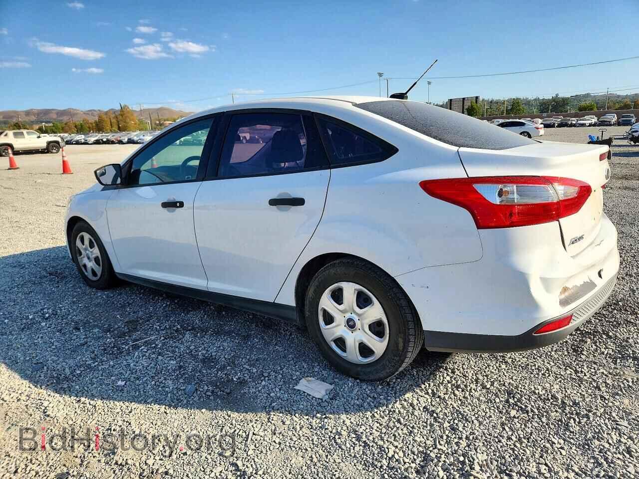 2013 FORD FOCUS - VIN: 1FADP3E23DL164104 - Фото 2