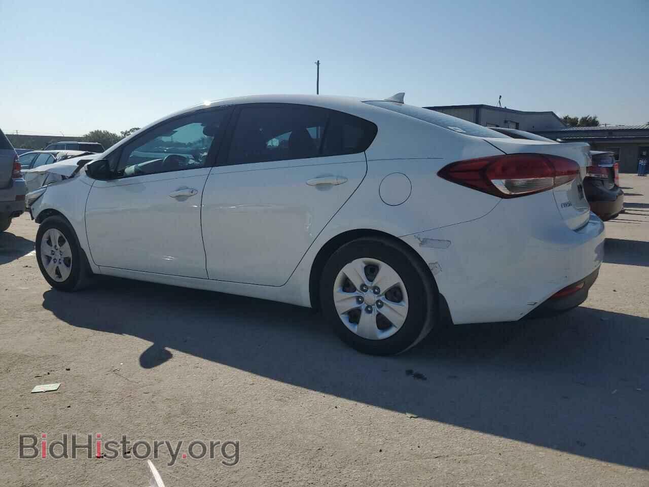 2017 KIA FORTE - VIN: 3KPFK4A74HE105084 - Фото 2