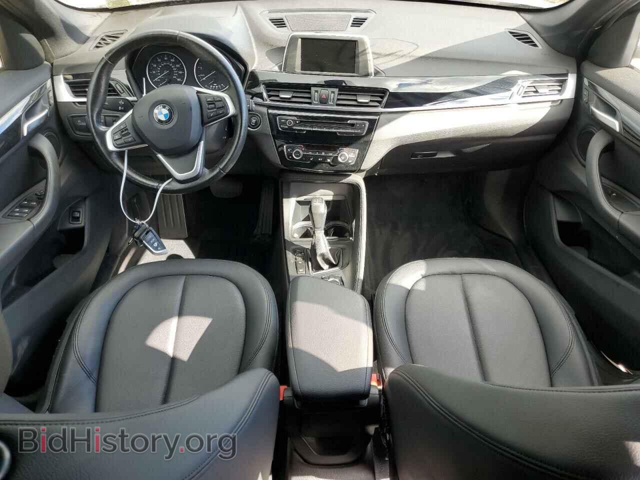 2017 BMW X1 - VIN: WBXHT3C31H5F70904 - Фото 8