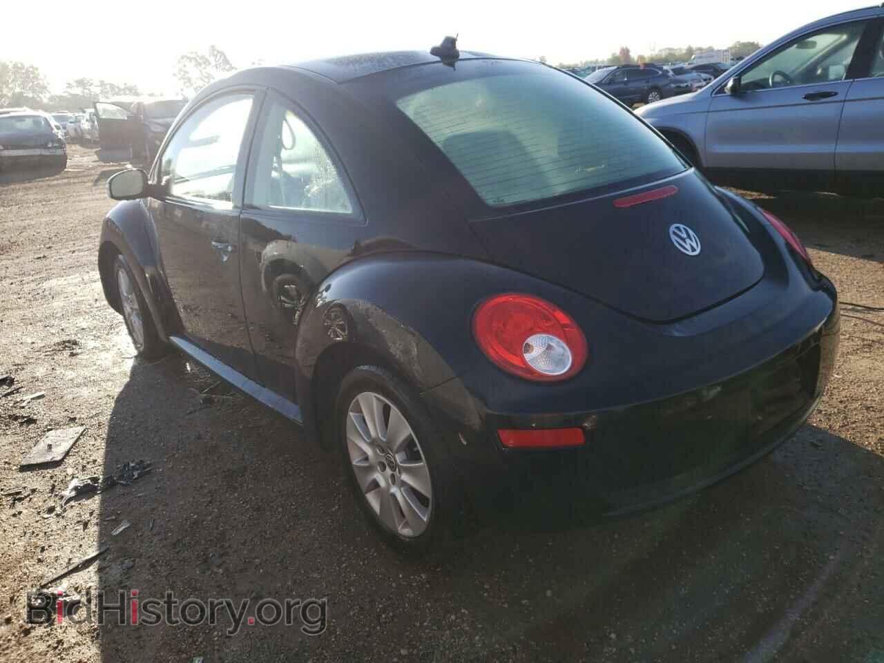 2009 VOLKSWAGEN BEETLE - VIN: 3VWPW31C49M515212 - Фото 2