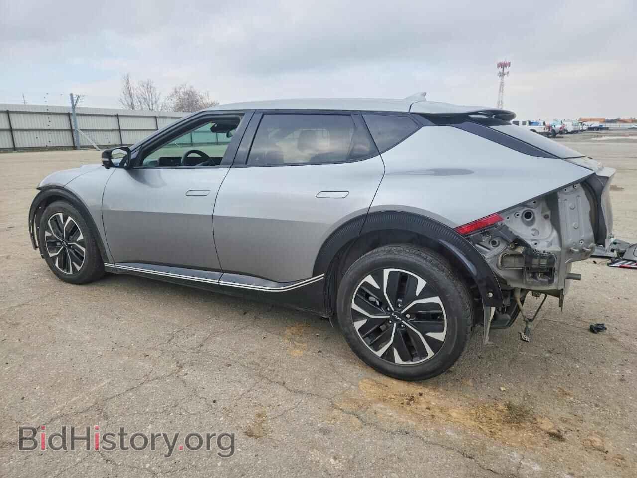 2022 KIA EV6 LIGHT - VIN: KNDC3DLC8N5036000 - Photo 2