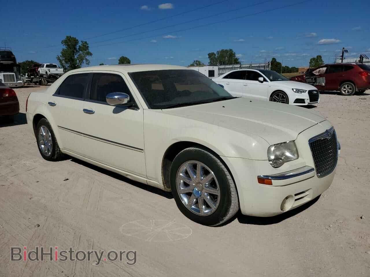 2010 CHRYSLER 300 - VIN: 2C3CA3CV1AH149750 - Фото 4
