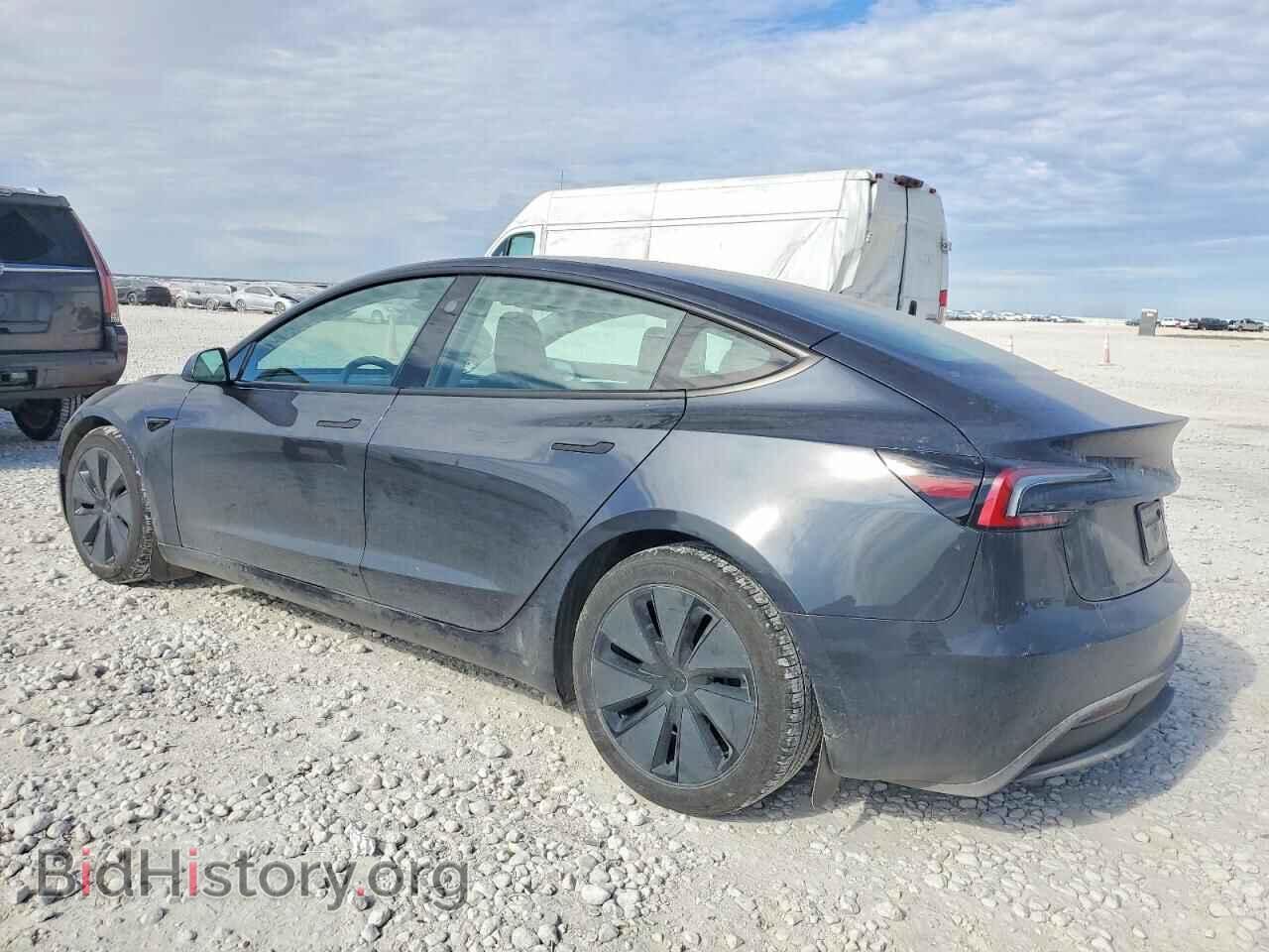 2025 TESLA MODEL 3 - VIN: 5YJ3E1EB9SF003885 - Photo 2