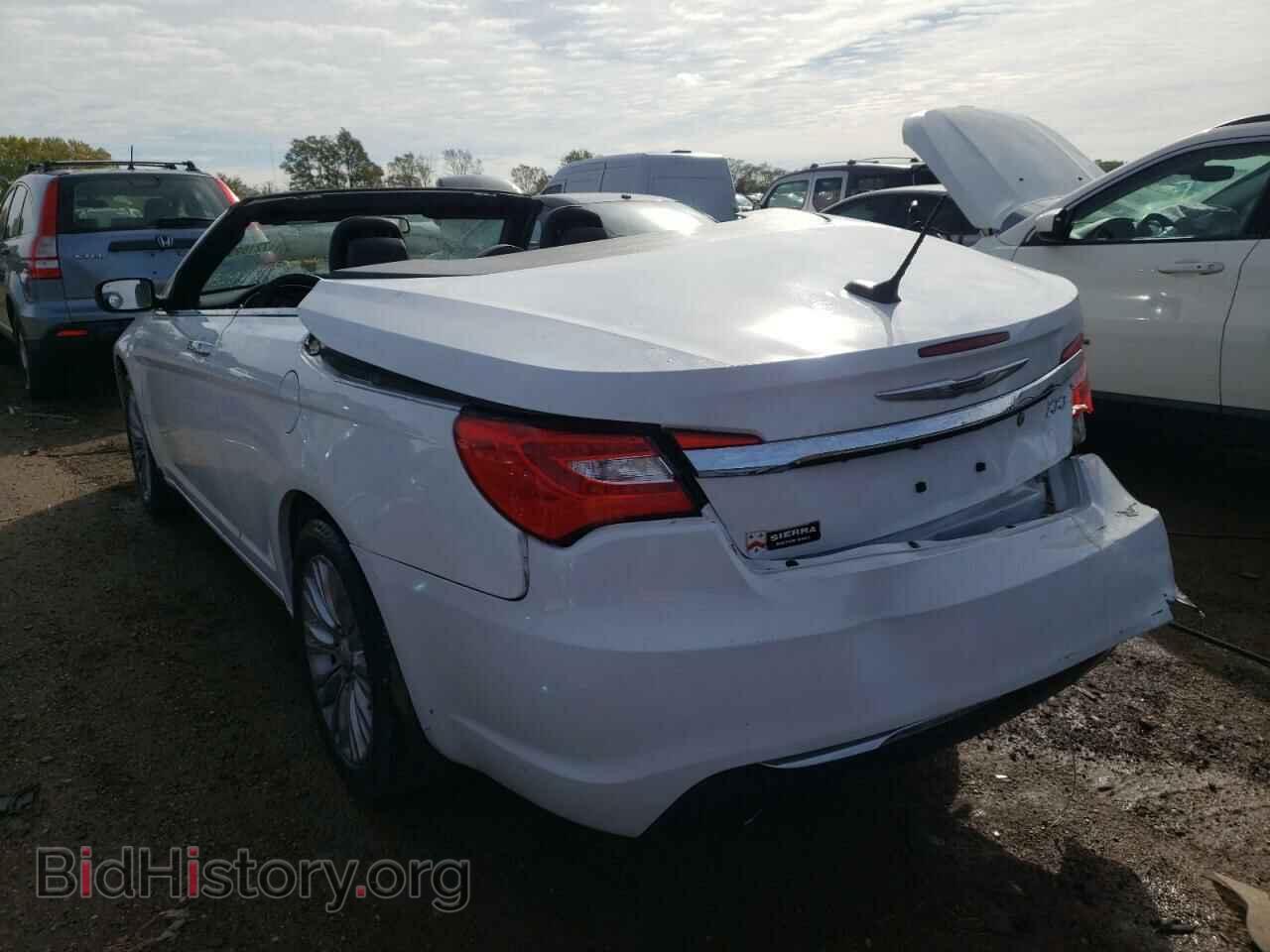 2014 CHRYSLER 200 - VIN: 1C3BCBFG5EN153584 - Фото 2