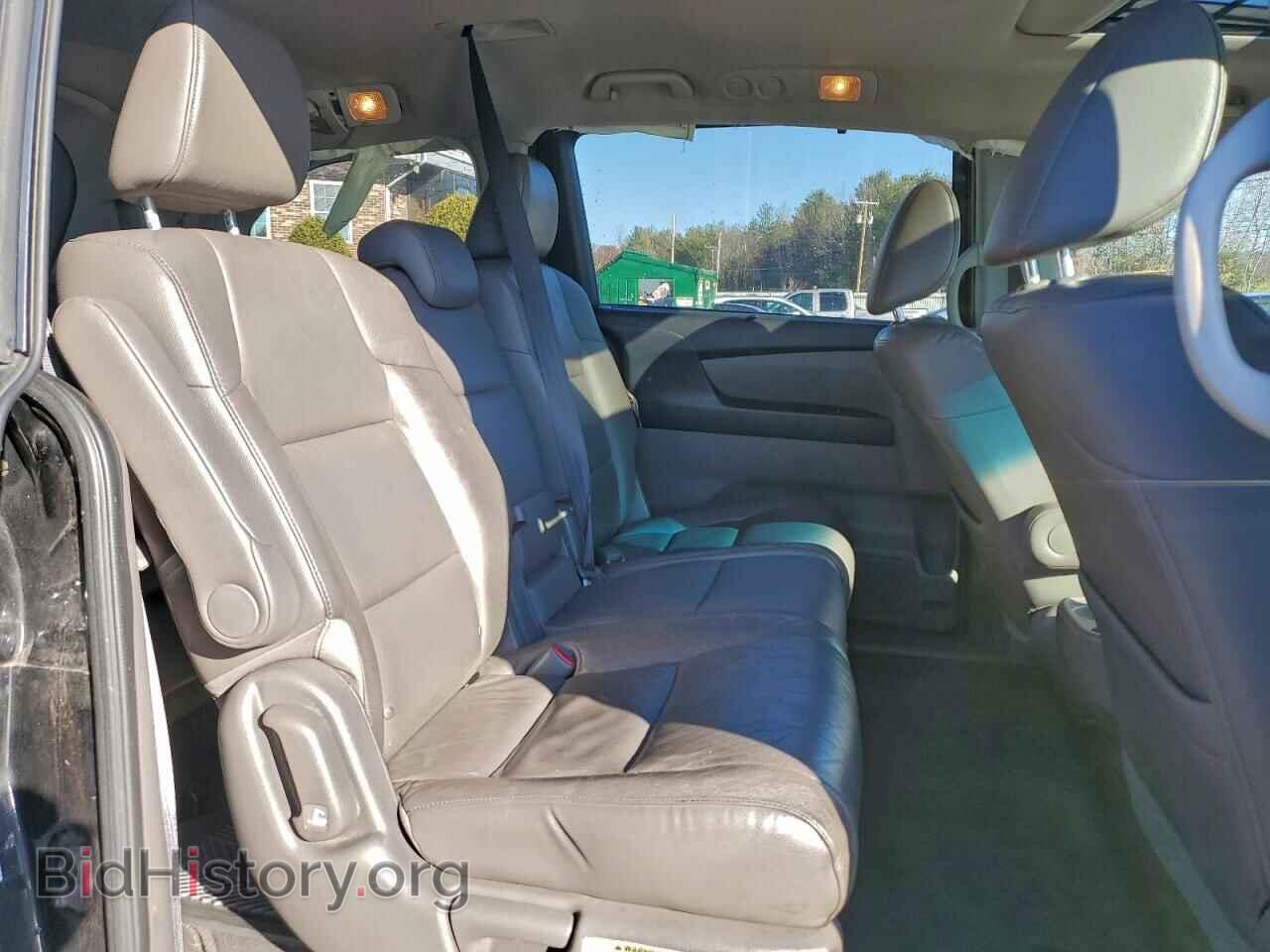 2011 HONDA All Models - VIN: 5FNRL5H60BB065570 - Фото 11