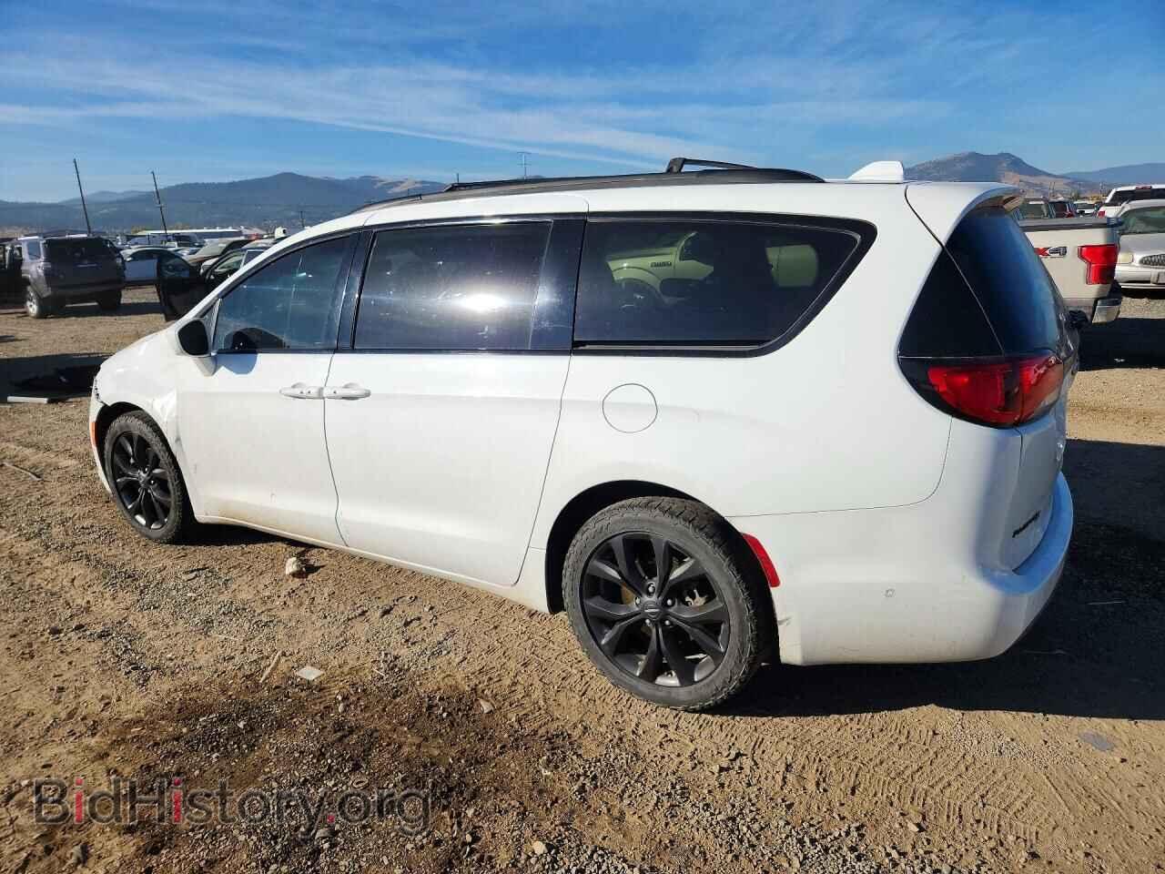 2020 CHRYSLER PACIFICA - VIN: 2C4RC1FG9LR146495 - Photo 2