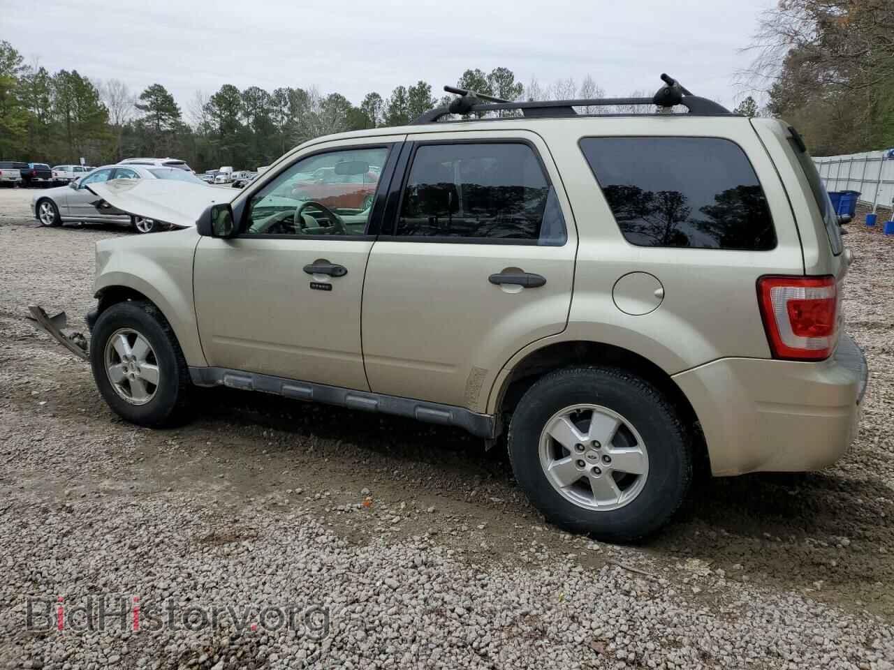 2011 FORD ESCAPE - VIN: 1FMCU0D75BKC18706 - Фото 2