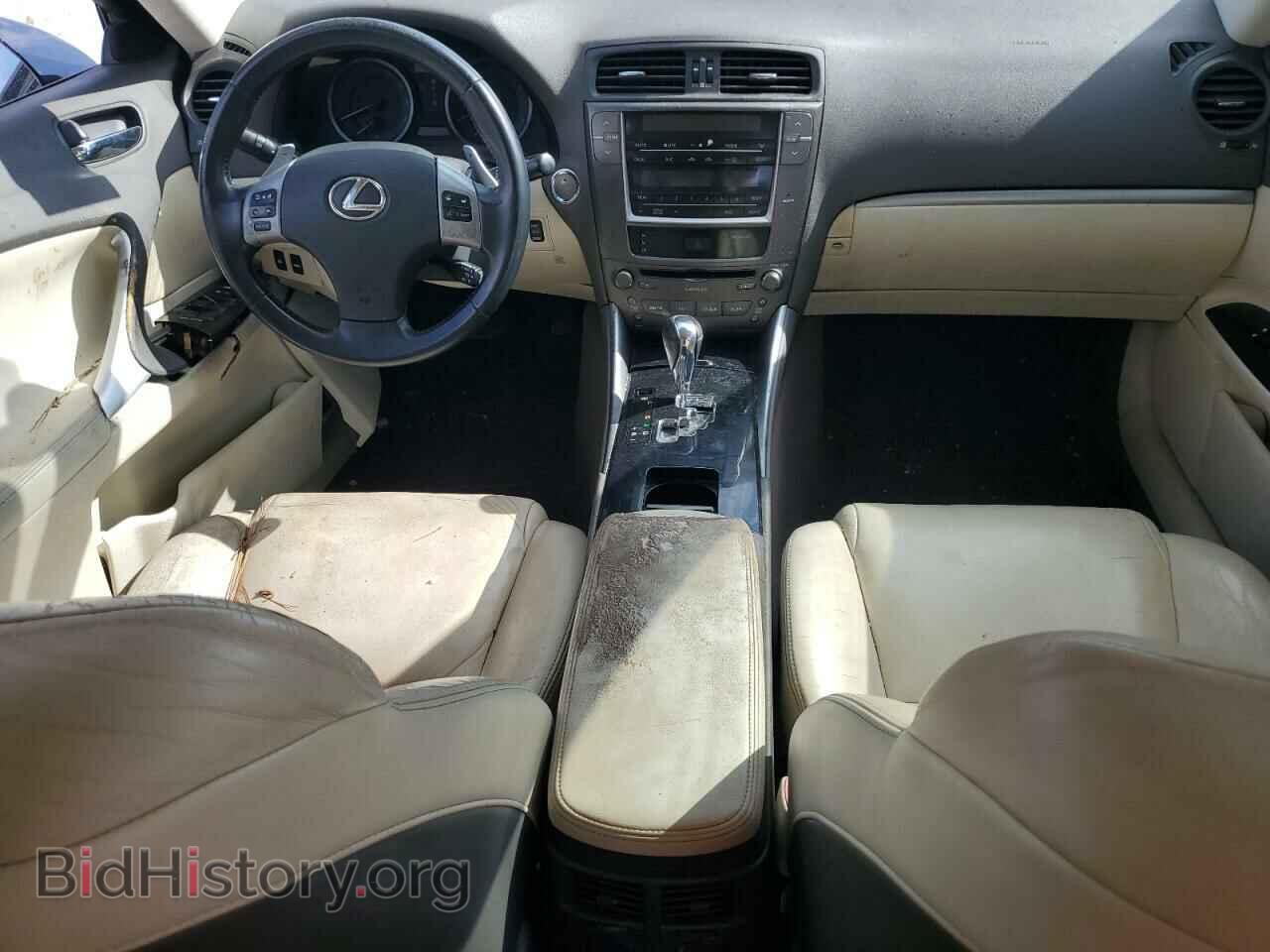 2011 LEXUS IS - VIN: JTHBF5C24B5135665 - Photo 8