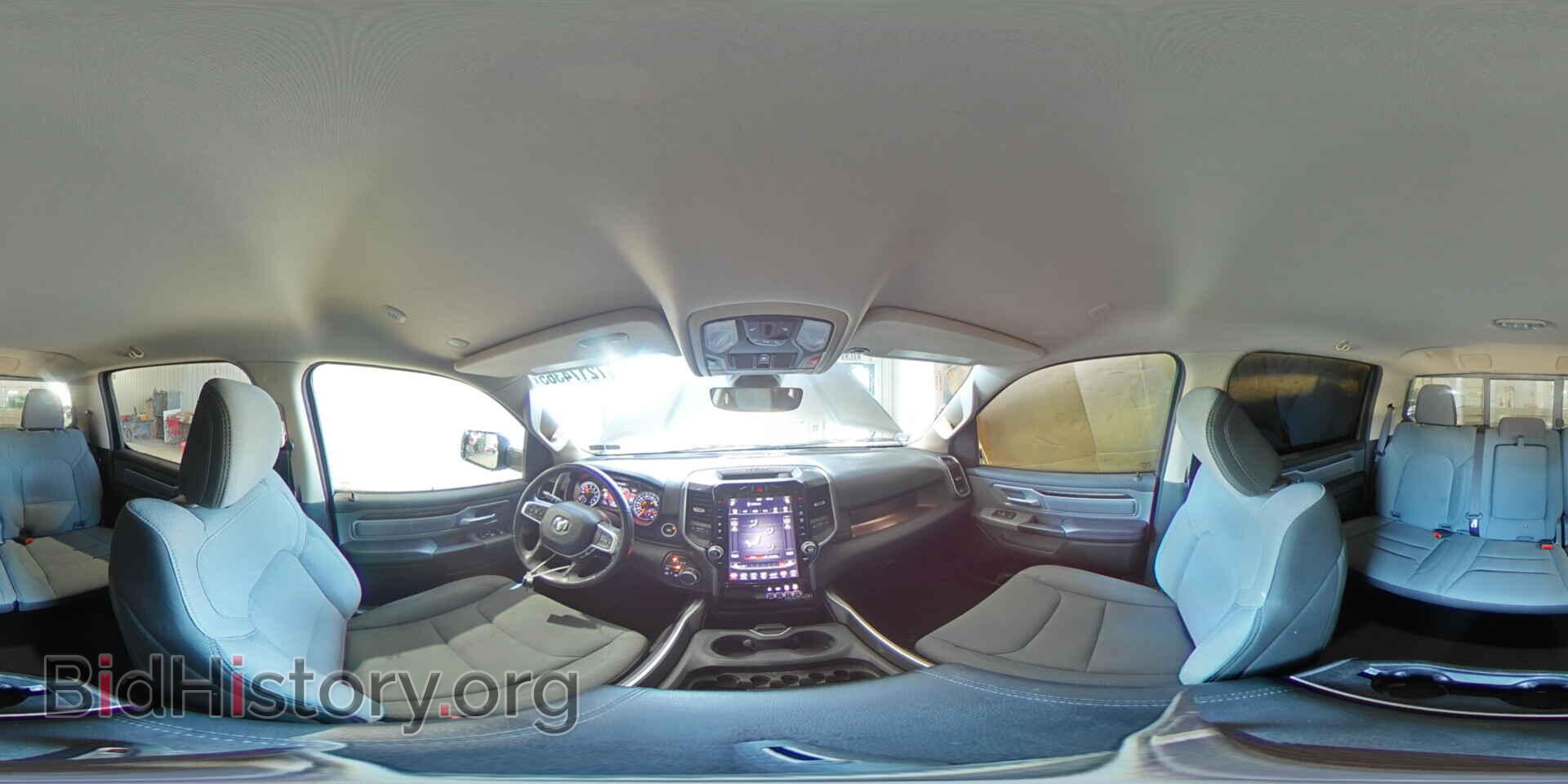 2020 RAM 1500 - VIN: 1C6SRFFT6LN140748 - Фото 15