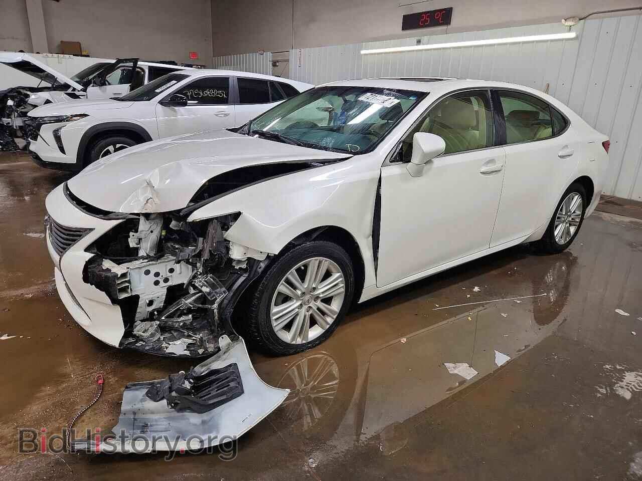Фотография JTHBK1GG7F2208724 - LEXUS ES350 2015