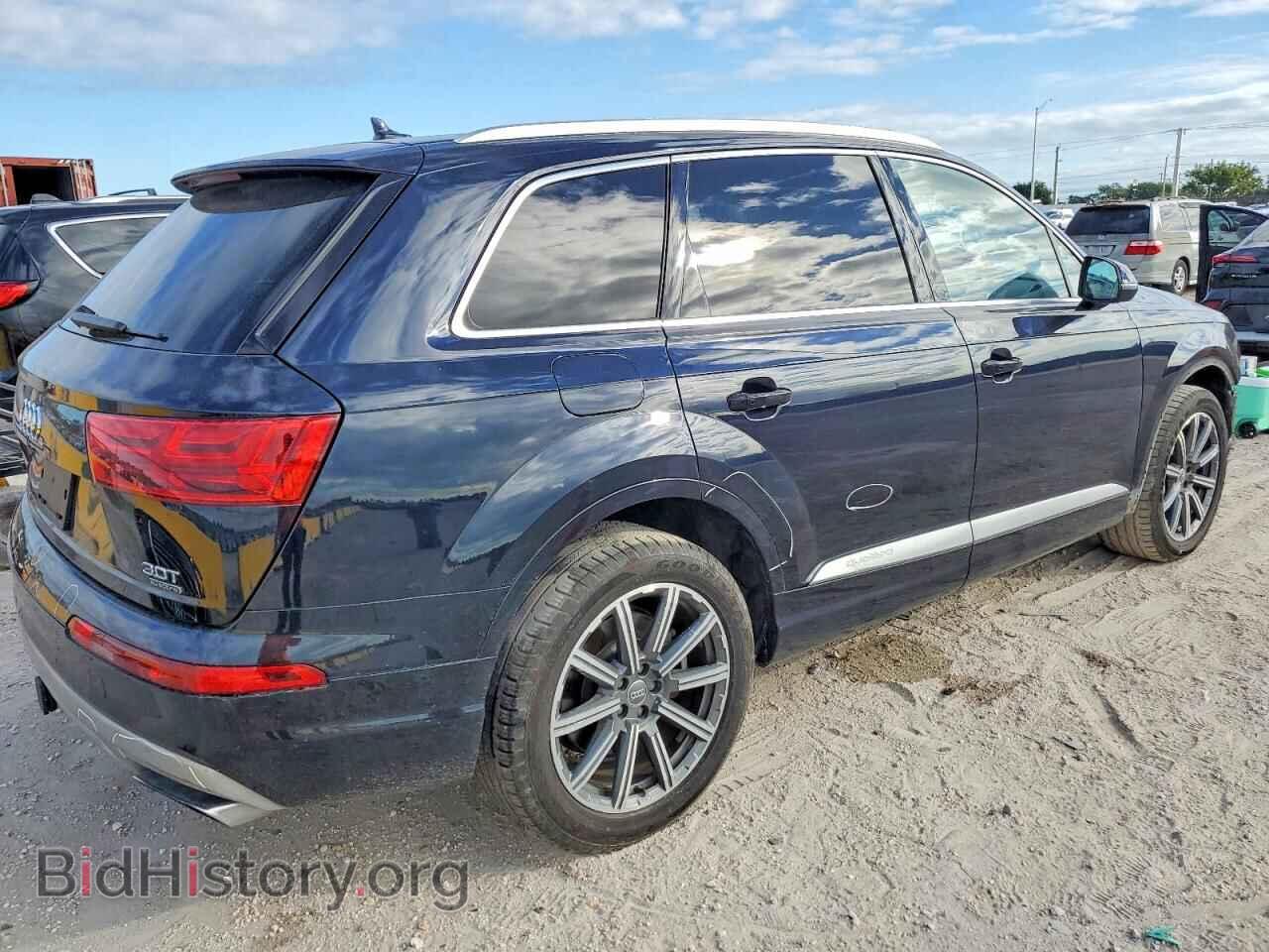 2018 AUDI Q7 - VIN: WA1VAAF70JD008522 - Фото 3