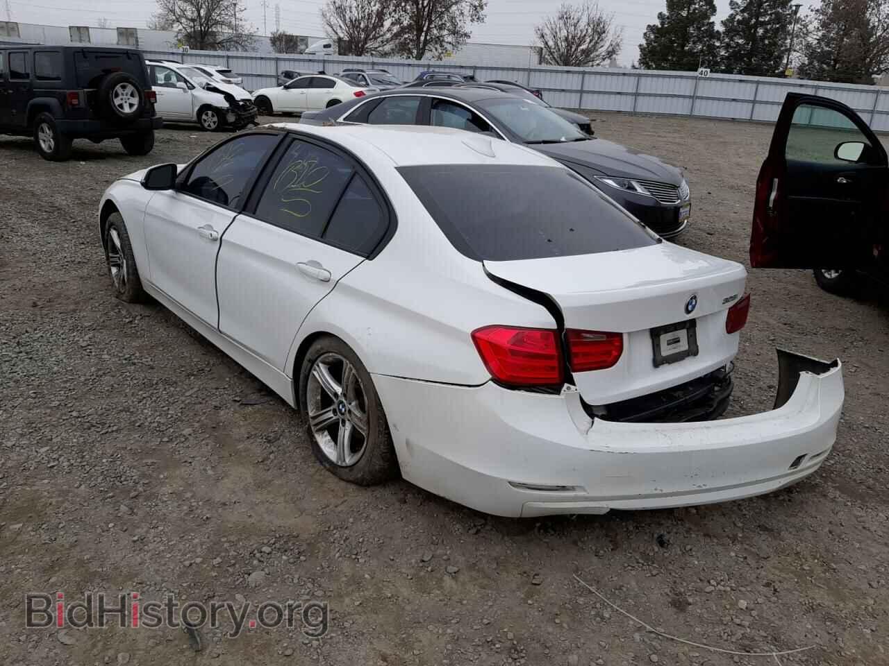 2012 BMW 3 SERIES - VIN: WBA3A5G58CNN65738 - Фото 2